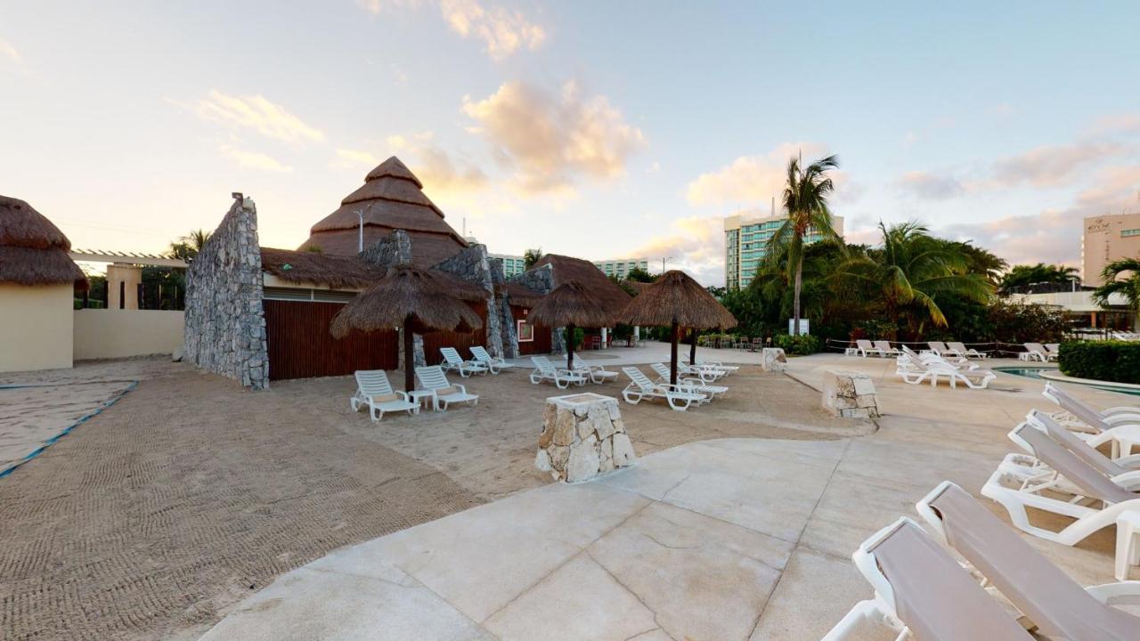 Grand Park Royal Cozumel Hotel Luaran gambar Beach at the Grand Palladium Hotel