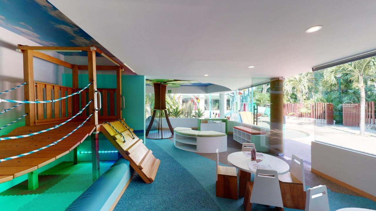 Grand Park Royal Cozumel Hotel Luaran gambar The interior of the new building