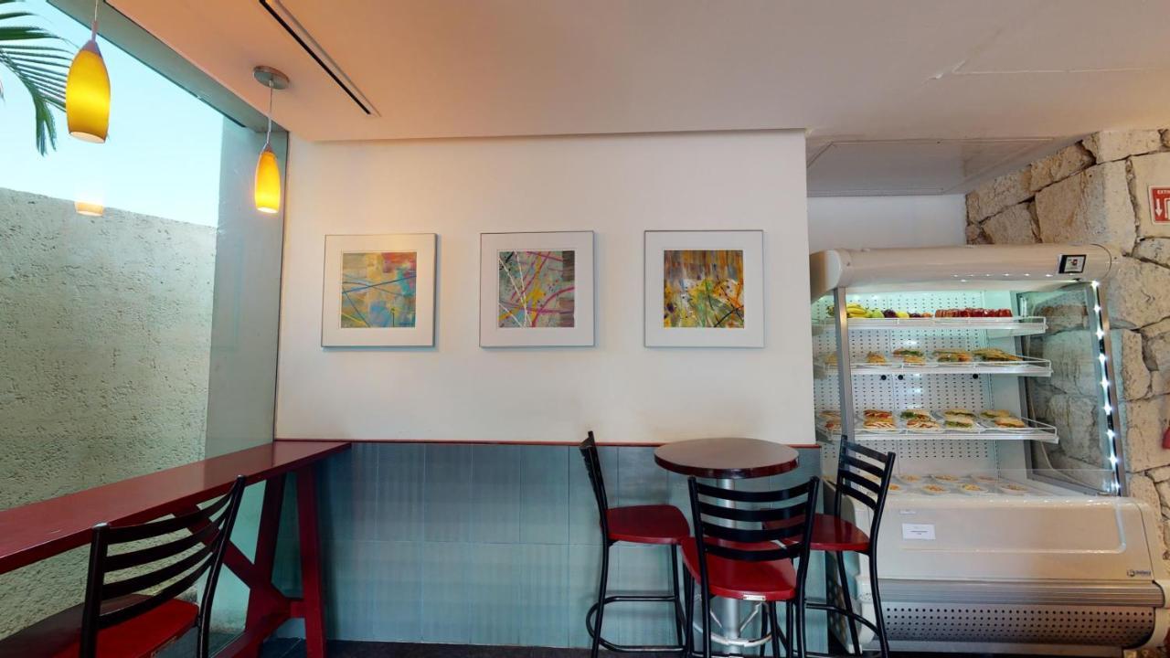 Grand Park Royal Cozumel Hotel Luaran gambar Interior of a Starbucks in Tokyo, Japan